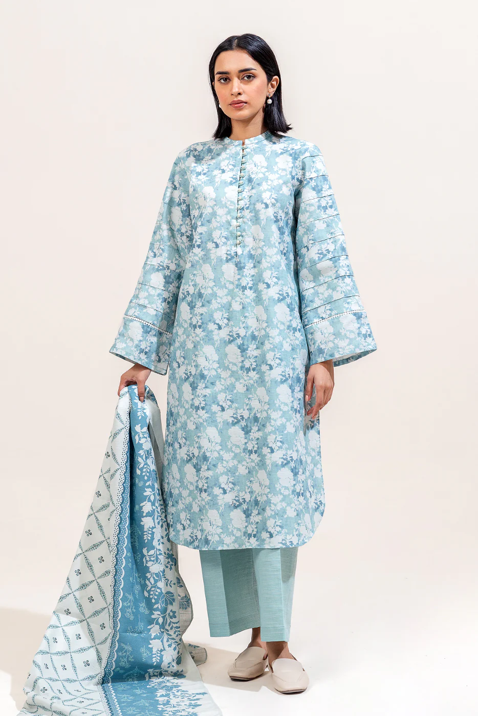 3 PIECE PRINTED KHADDAR SUIT-SAPPHIRE BLOOM (UNSTITCHED) - Image 4
