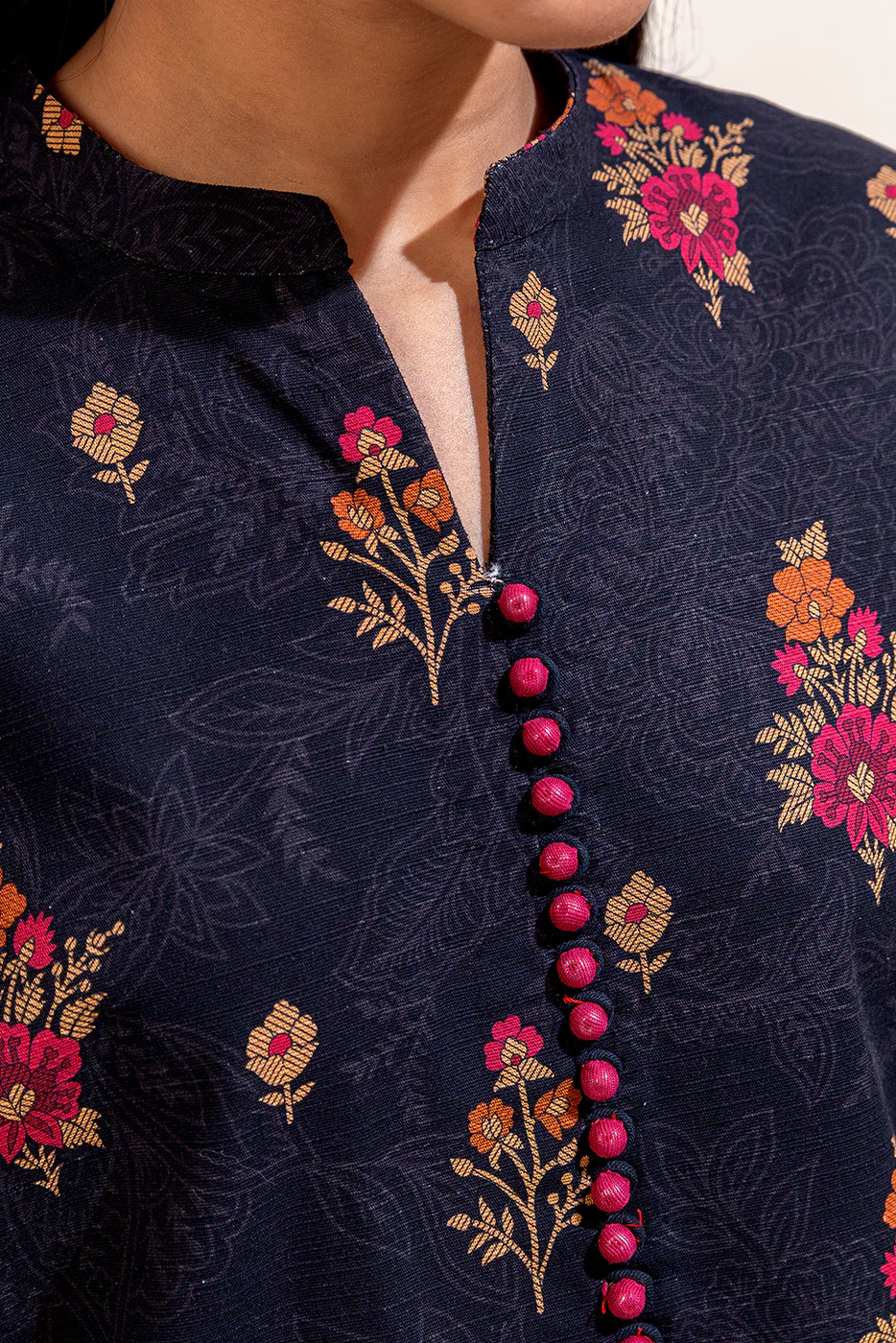 3 PIECE PRINTED KHADDAR SUIT-RAVEN VERVE (UNSTITCHED) - Image 5