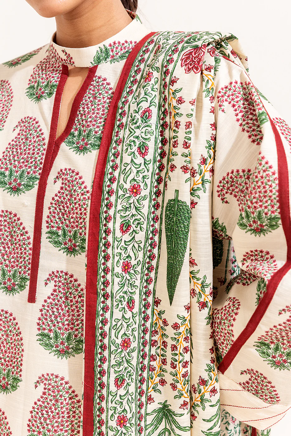 3 PIECE PRINTED KHADDAR SUIT-CARNIVAL BLOOM (UNSTITCHED) - Image 2