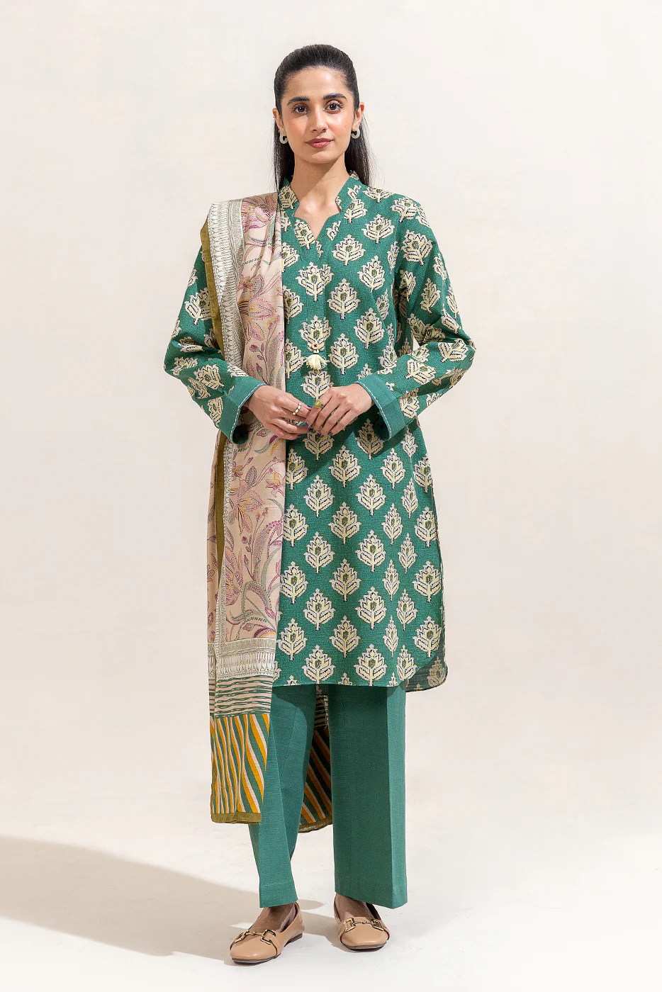 3 PIECE PRINTED KHADDAR SUIT-TEAL SERENITY (UNSTITCHED) - Image 4