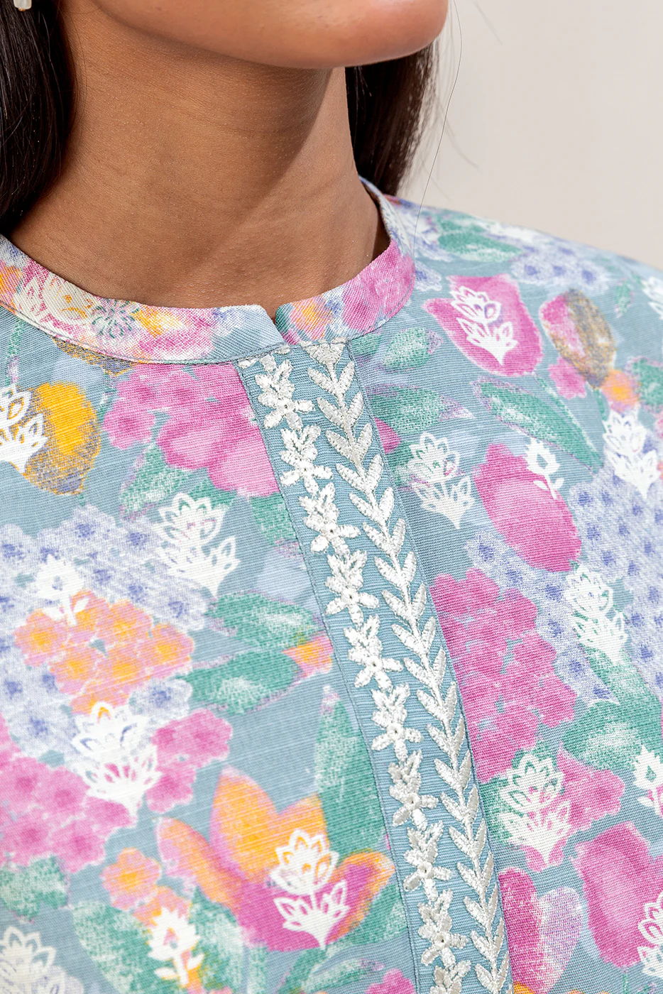 2 PIECE EMBROIDERED KHADDAR SUIT-CANDY FLOSS (UNSTITCHED) - Image 4