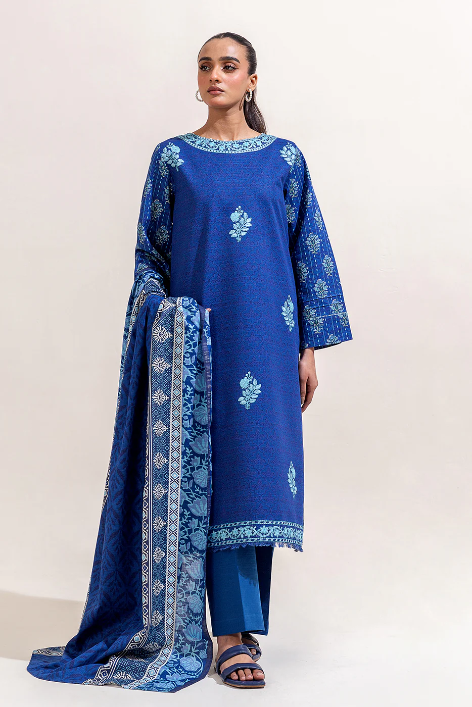 3 PIECE EMBROIDERED KHADDAR SUIT-MYKONOS BLUE (UNSTITCHED) - Image 3