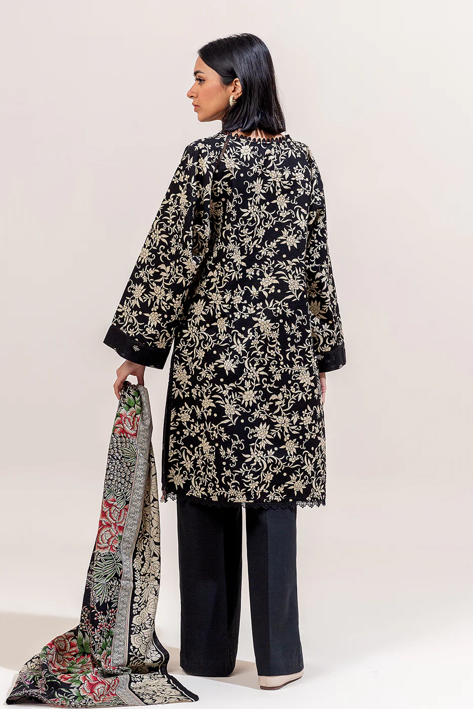 3 PIECE EMBROIDERED KHADDAR SUIT-AZURE GARDENIA (UNSTITCHED) - Image 3