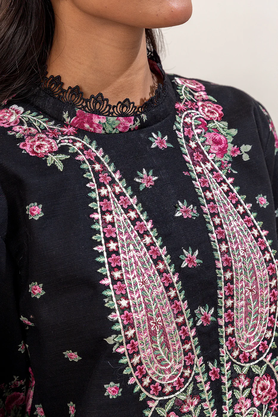 3 PIECE EMBROIDERED KHADDAR SUIT-EBONY ROSETTE (UNSTITCHED) - Image 5