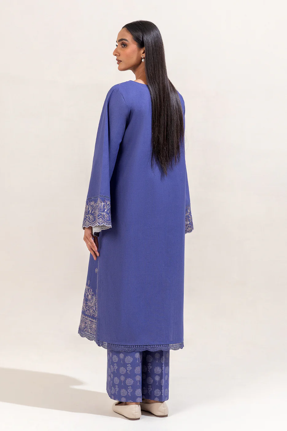 2 PIECE EMBROIDERED KHADDAR SUIT-PERIWINKLE FLAKE (UNSTITCHED) - Image 3