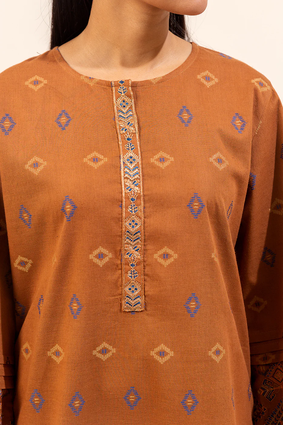 2 PIECE EMBROIDERED JACQUARD SUIT-HONEY HORIZON (UNSTITCHED) - Image 4