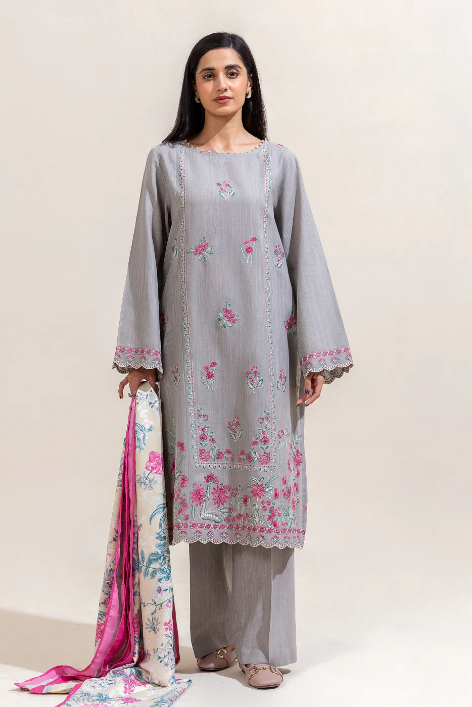 3 PIECE EMBROIDERED KHADDAR SUIT-CLOUD FLORA (UNSTITCHED) - Image 7