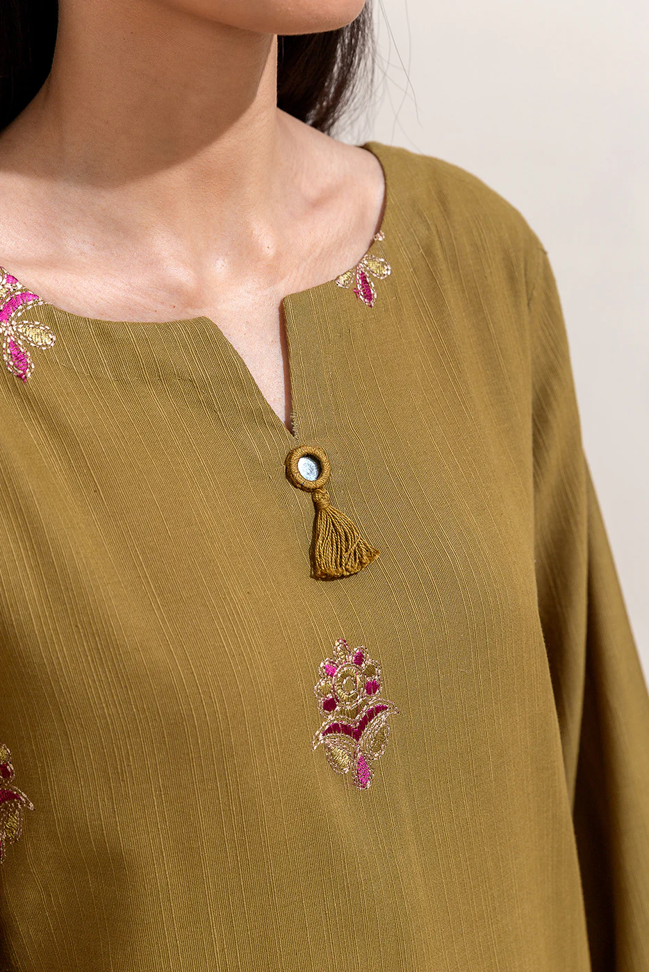 3 PIECE EMBROIDERED KHADDAR SUIT-MOSS FERN (UNSTITCHED) - Image 6