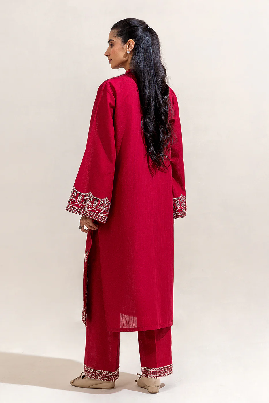 2 PIECE EMBROIDERED KHADDAR SUIT-SCARLET SKY (UNSTITCHED) - Image 3