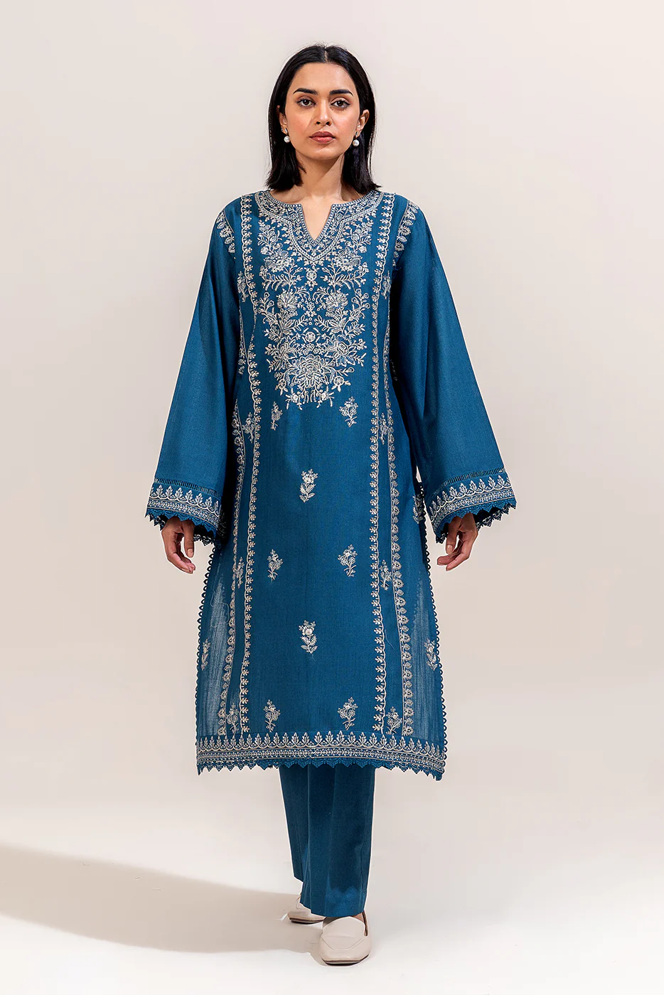 2 PIECE EMBROIDERED KHADDAR SUIT-TURQUOISE MEADOW (UNSTITCHED) - Image 2