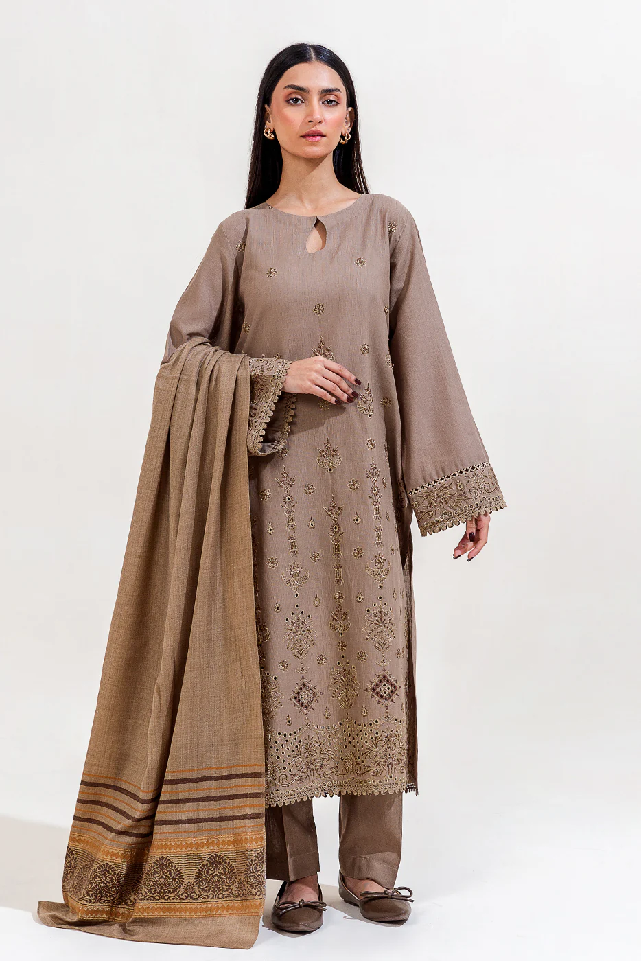 3 PIECE EMBROIDERED KHADDAR SUIT-SLATE TRIBE (UNSTITCHED) - Image 3