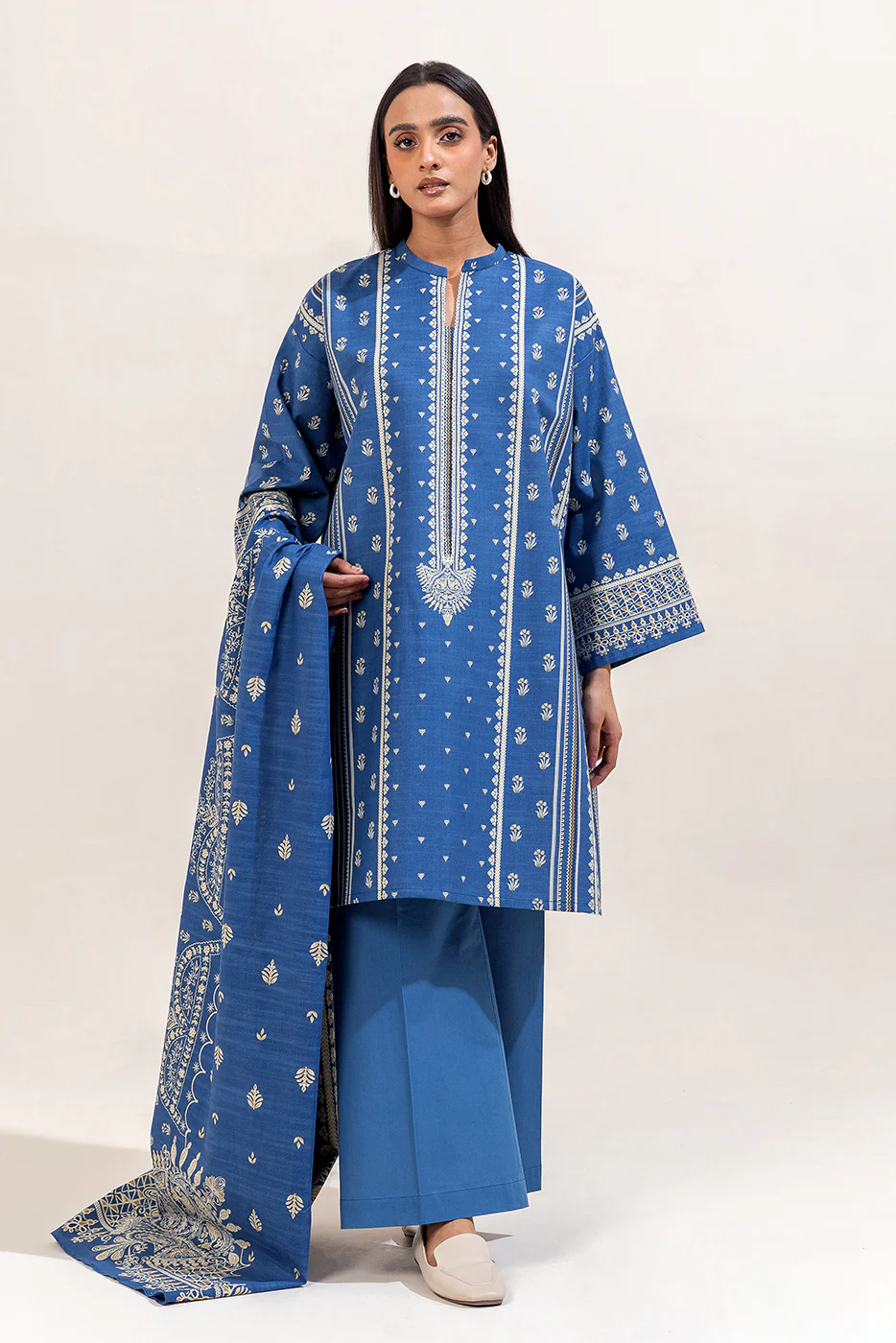 3 PIECE PRINTED KHADDAR SUIT-AZURE VERVE (UNSTITCHED) - Image 3