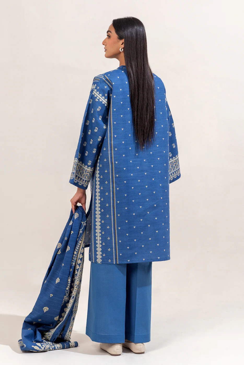 3 PIECE PRINTED KHADDAR SUIT-AZURE VERVE (UNSTITCHED) - Image 4