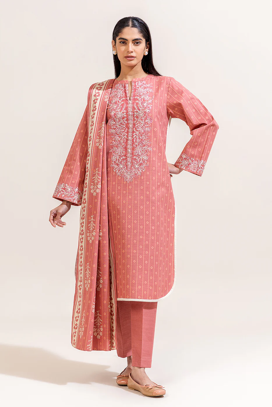 3 PIECE EMBROIDERED KHADDAR SUIT-CORAL CREPE (UNSTITCHED) - Image 2