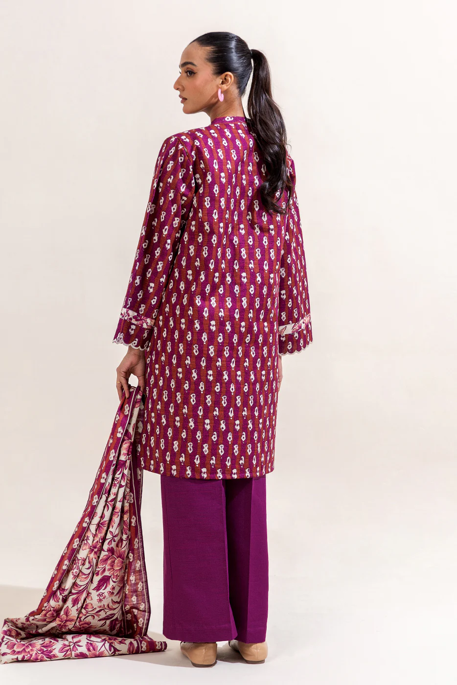 3 PIECE EMBROIDERED KHADDAR SUIT - RASPBERRY RADIANCE (UNSTITCHED) - Image 4