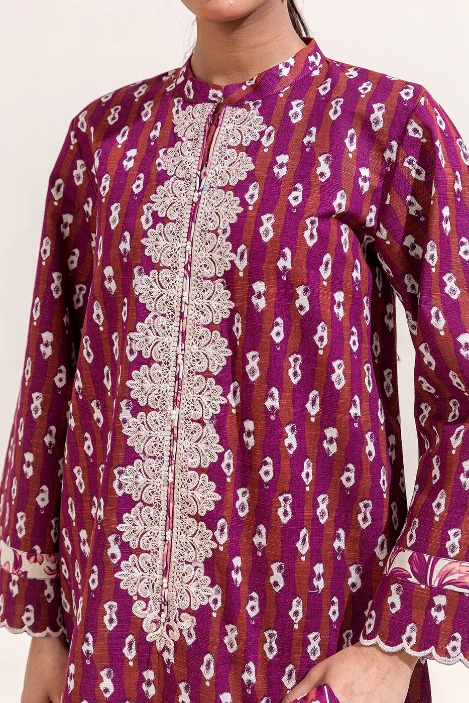 3 PIECE EMBROIDERED KHADDAR SUIT - RASPBERRY RADIANCE (UNSTITCHED) - Image 5