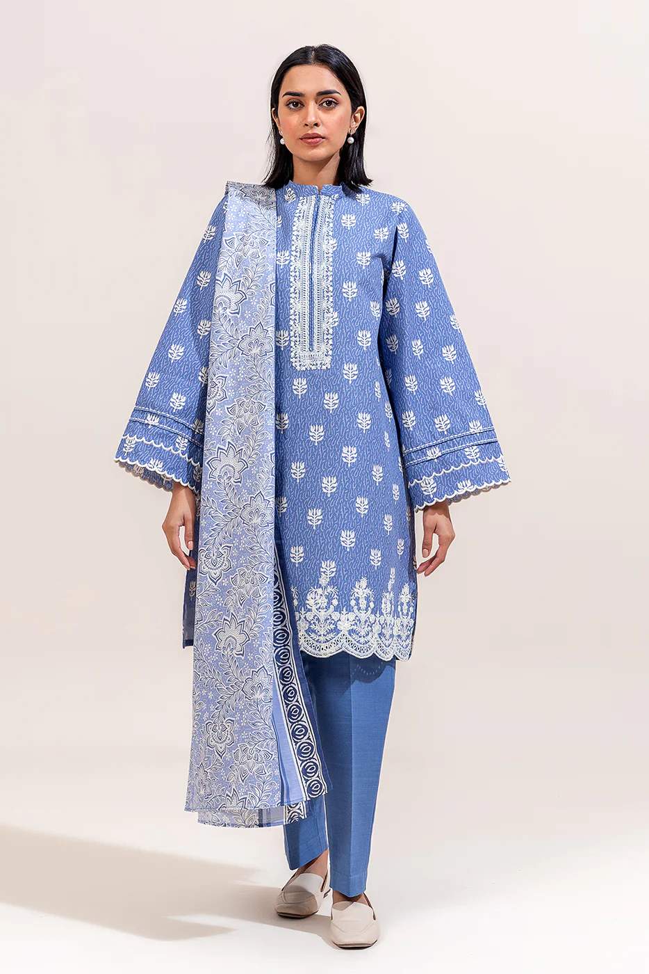 3 PIECE EMBROIDERED KHADDAR SUIT-CERULEAN MUSK (UNSTITCHED) - Image 2