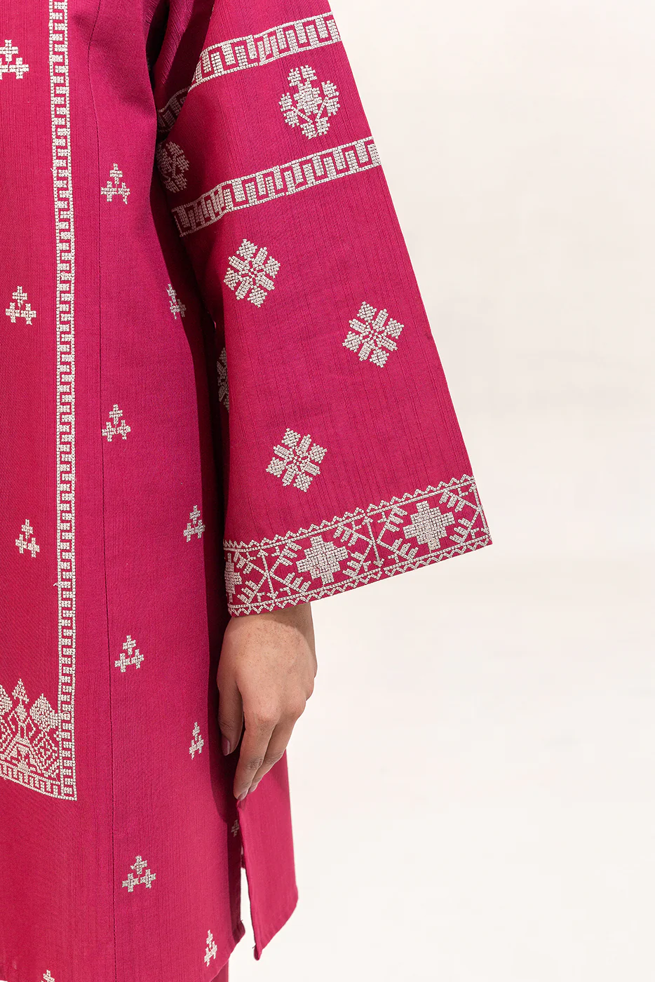 2 PIECE EMBROIDERED KHADDAR SUIT-SCARLET VERVE (UNSTITCHED) - Image 5