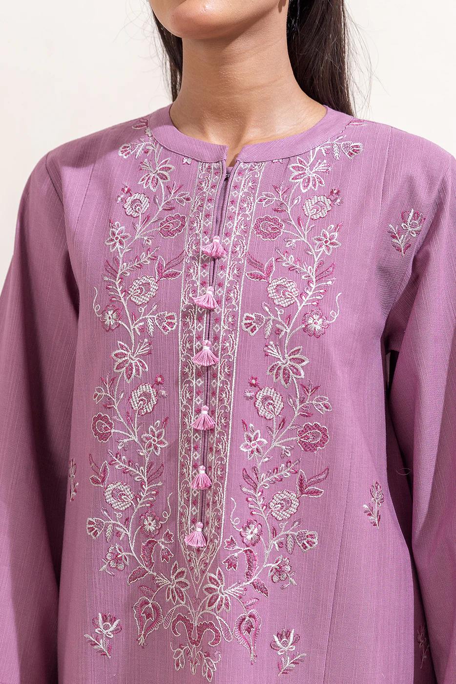 3 PIECE EMBROIDERED KHADDAR SUIT-BLEACHED MAUVE (UNSTITCHED) - Image 5
