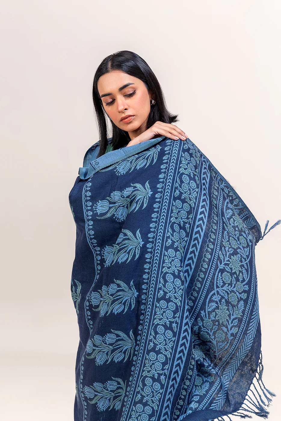 3 PIECE EMBROIDERED KHADDAR SUIT-TURKISH BLUE (UNSTITCHED) - Image 4