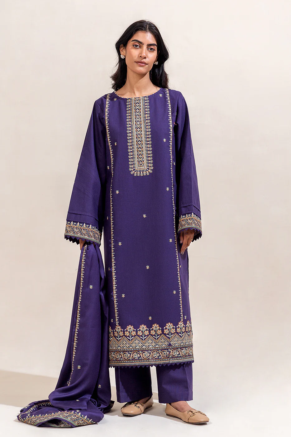 3 PIECE EMBROIDERED KHADDAR SUIT-MAUVE DELICACY (UNSTITCHED) - Image 3