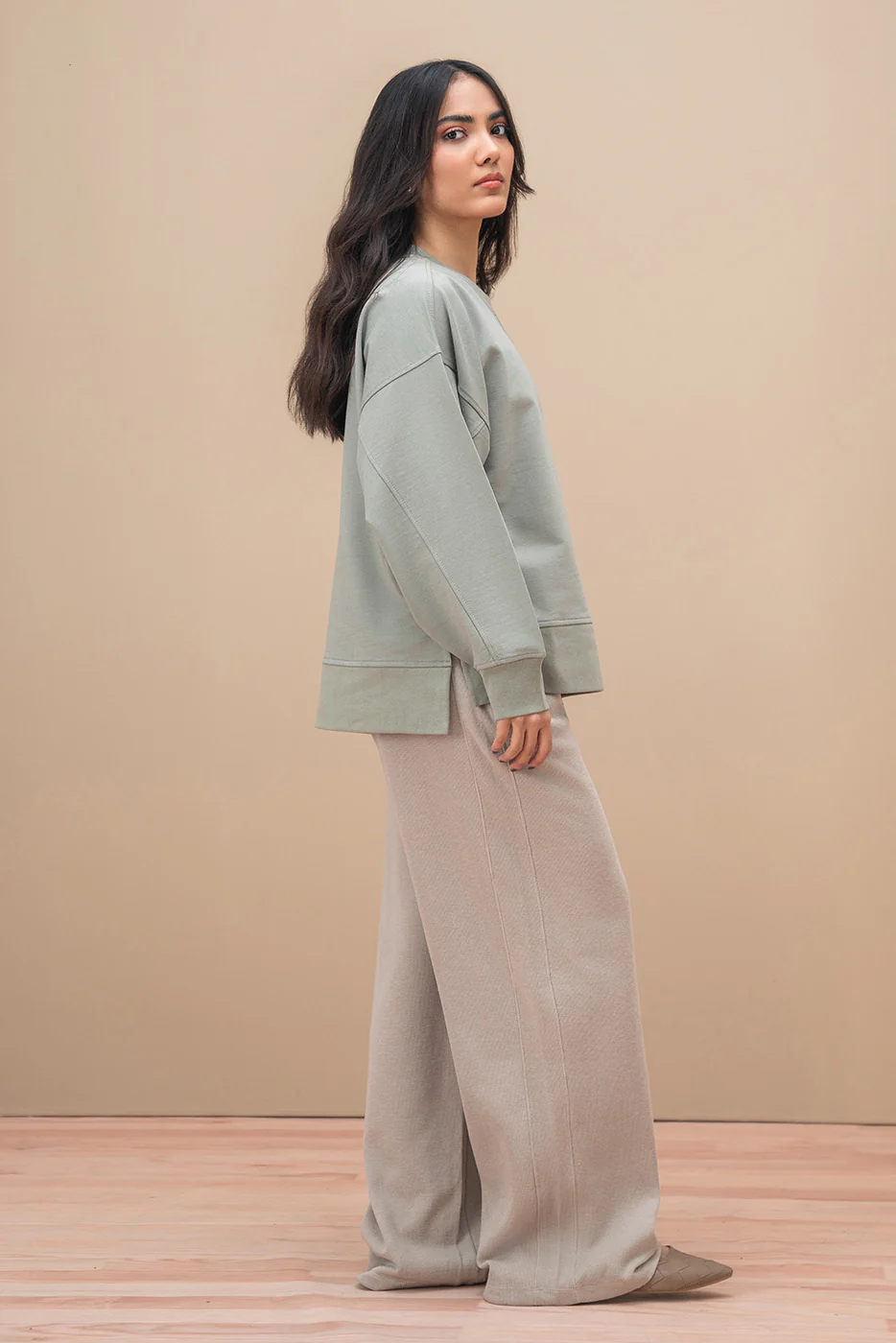 RELAXED FIT SWEATSHIRT - Image 4