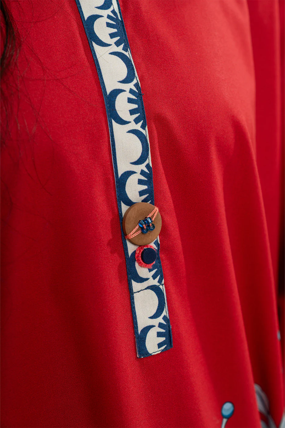 2 PIECE PRINTED COTTON VISCOSE SUIT (PRET) - Image 5