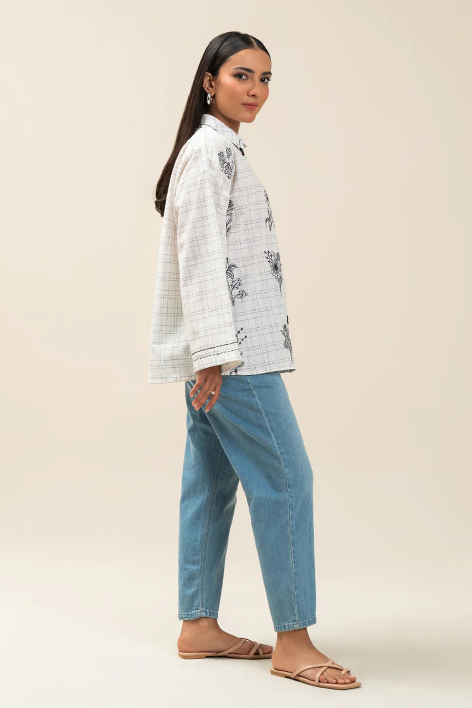 EMBROIDERED  COTTON LINEN TOP (PRET) - Image 4