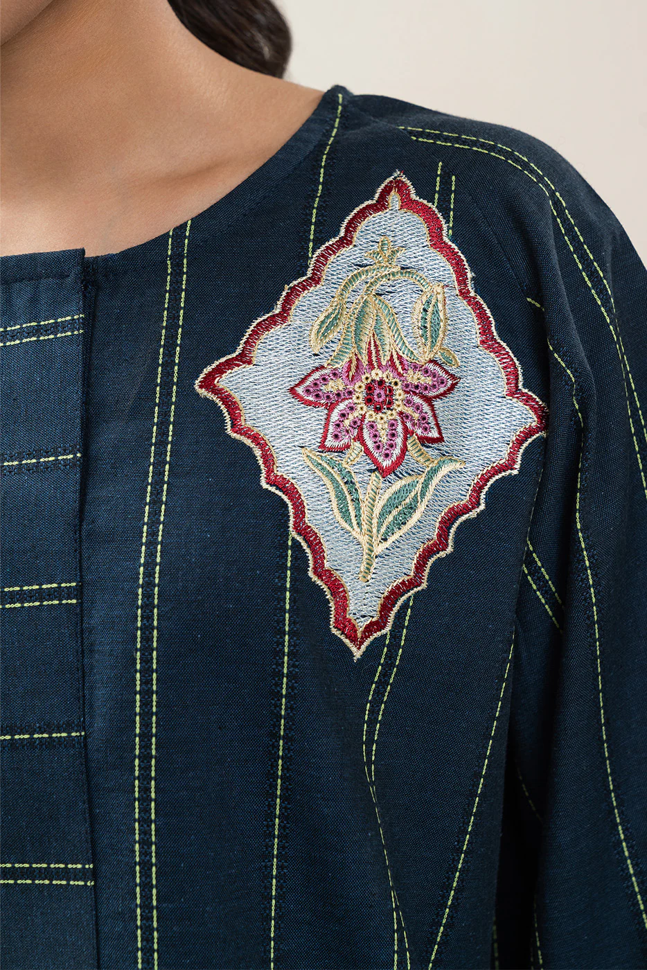 EMBROIDERED DOBBY TOP (PRET) - Image 6