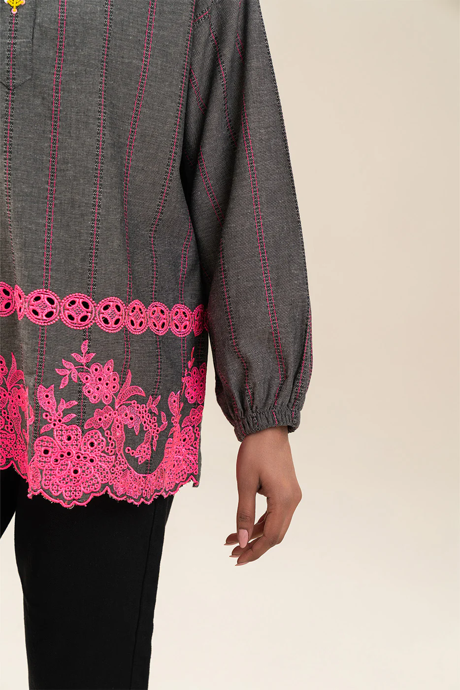 EMBROIDERED DOBBY TOP (PRET) - Image 4