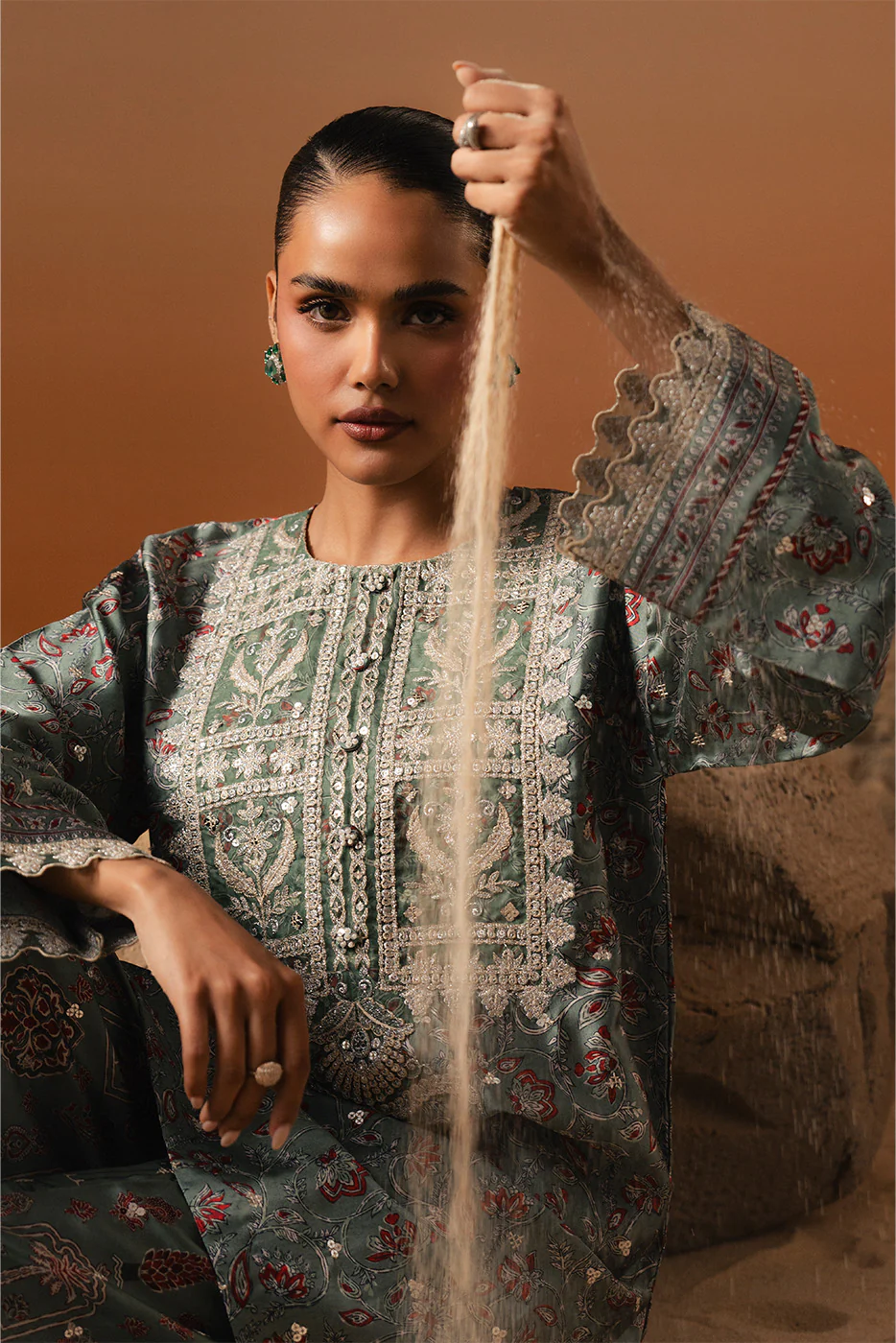 2 PIECE EMBROIDERED SHAMOZE SILK SUIT (LUXURY-PRET) - Image 5