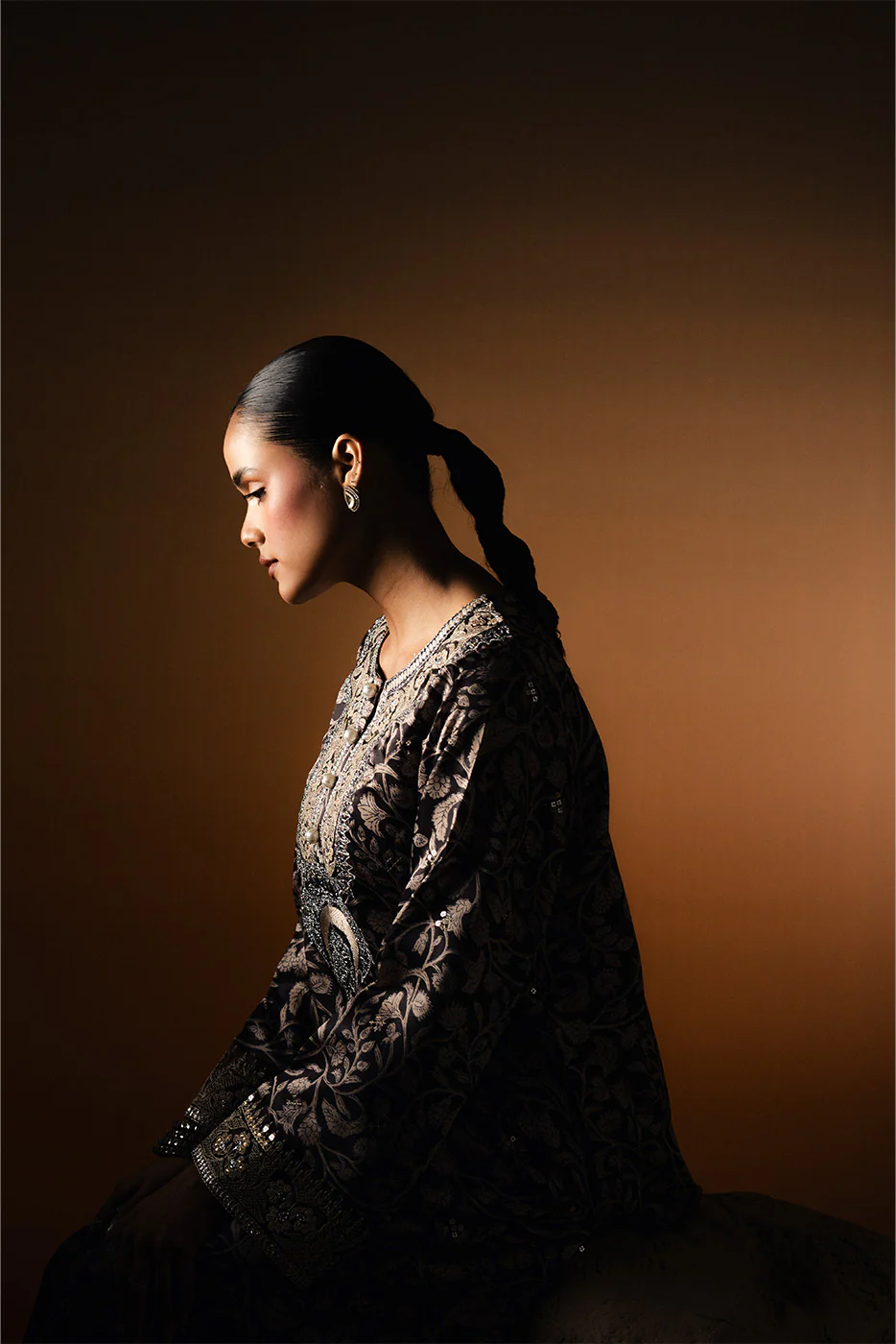 2 PIECE EMBROIDERED SHAMOZE SILK SUIT (LUXURY PRET) - Image 7