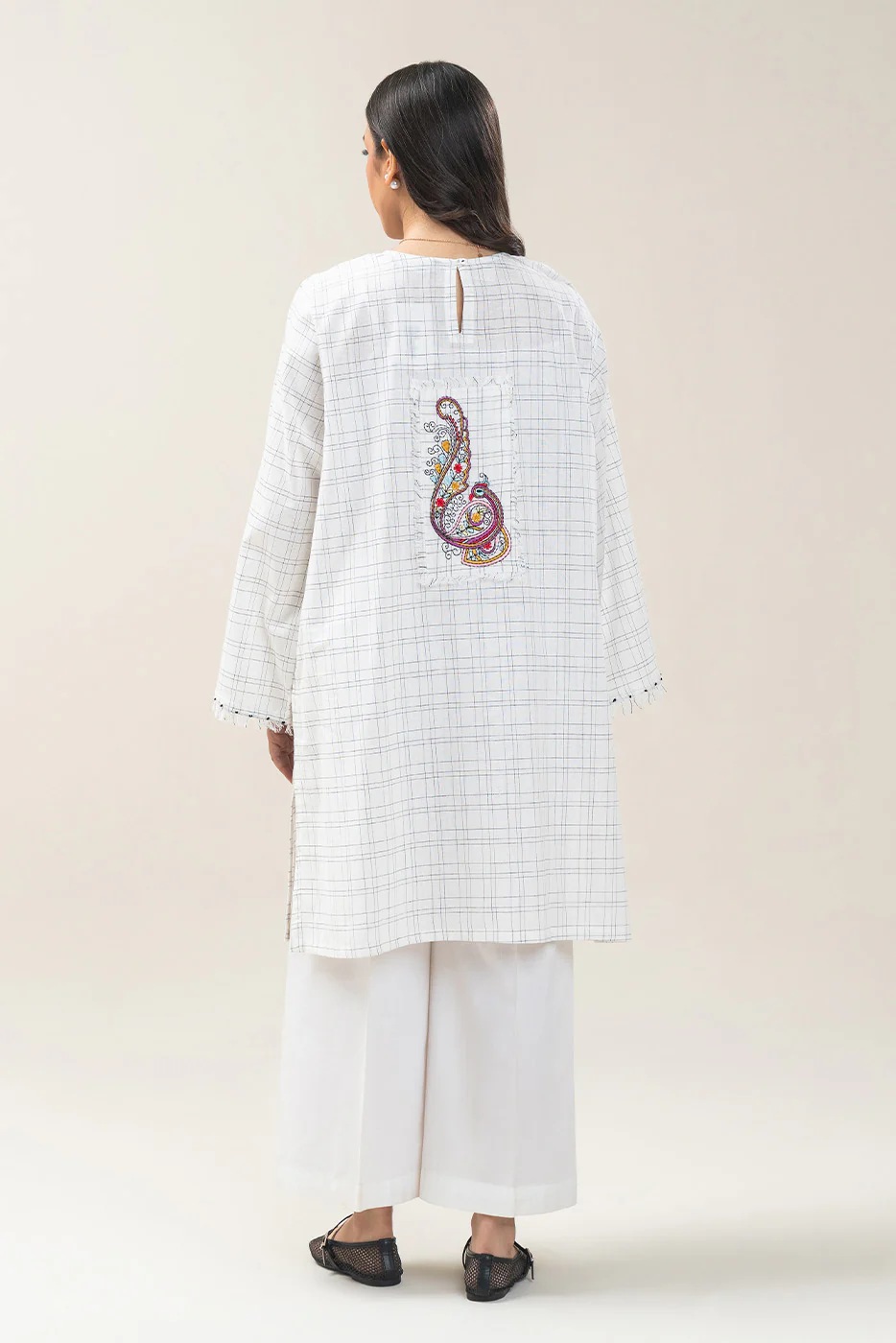 EMBROIDERED COTTON LINEN SHIRT (PRET) - Image 3