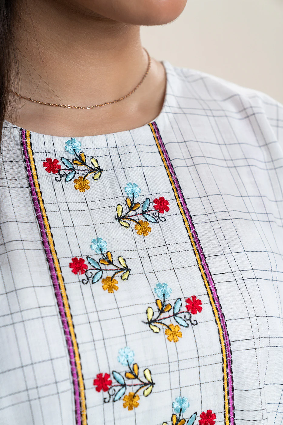 EMBROIDERED COTTON LINEN SHIRT (PRET) - Image 6