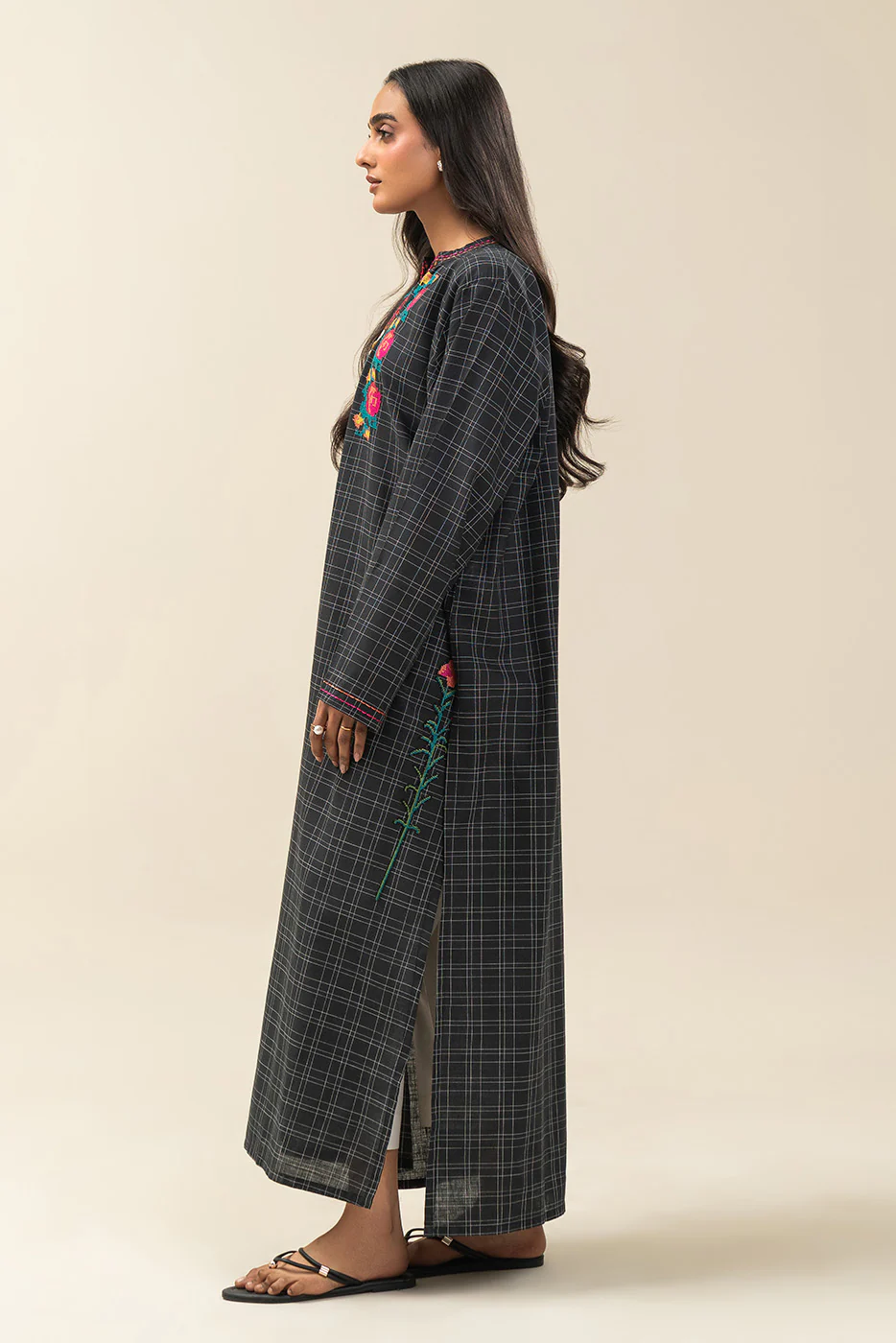 EMBROIDERED COTTON LINEN SHIRT (PRET) - Image 5