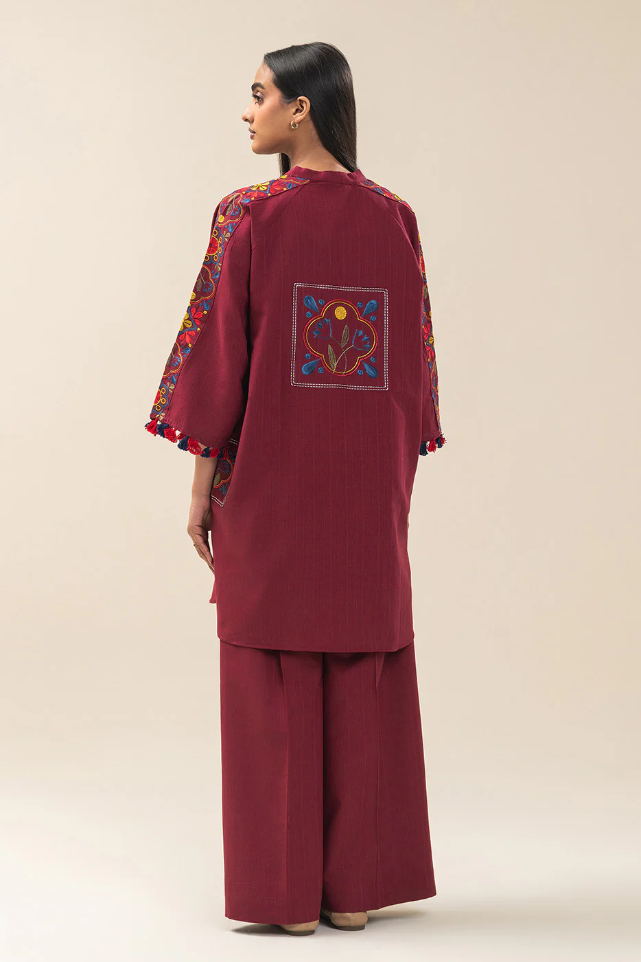 2 PIECE EMBROIDERED DOBBY SUIT (PRET) - Image 3