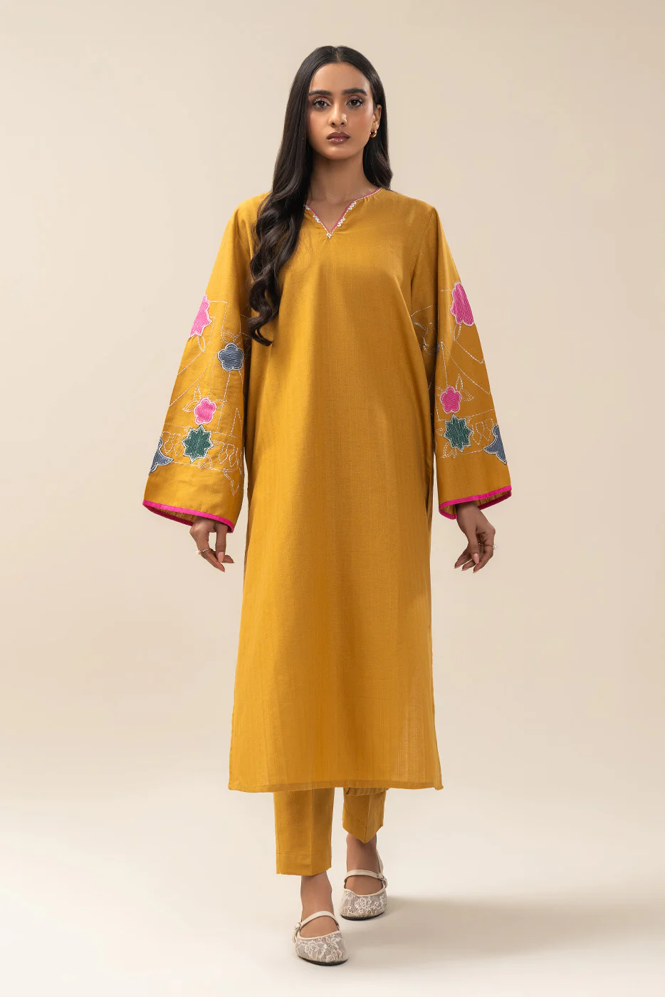 2 PIECE EMBROIDERED DOBBY SUIT (PRET) - Image 2