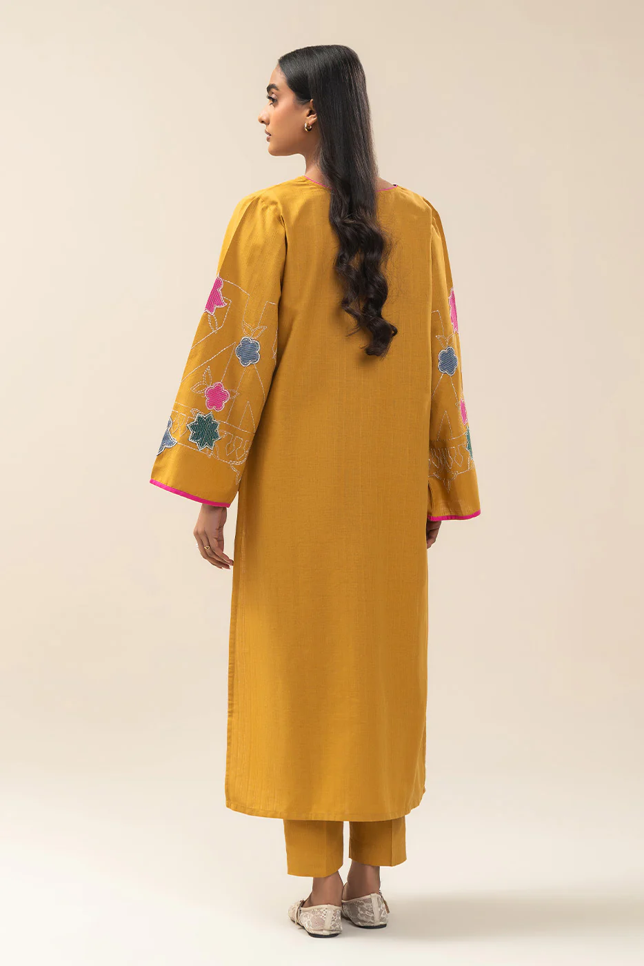 2 PIECE EMBROIDERED DOBBY SUIT (PRET) - Image 3