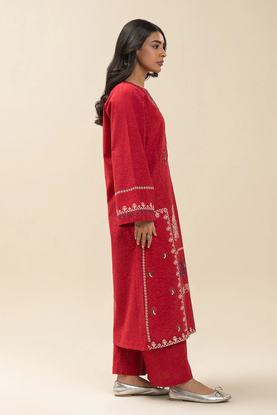 2 PIECE EMBROIDERED KHADDAR SUIT (PRET) - Image 3