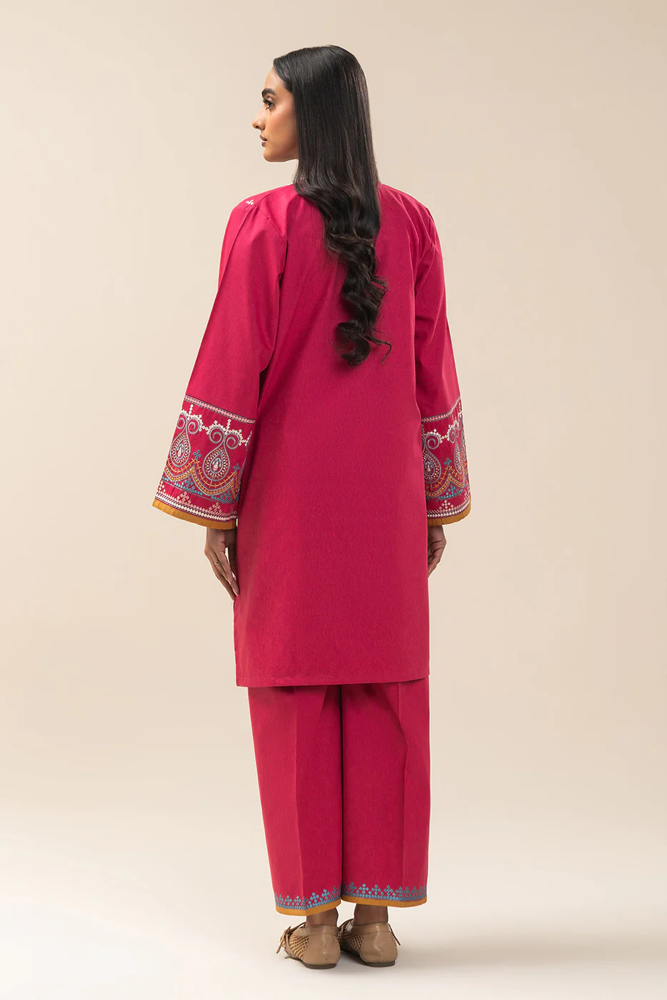 2 PIECE EMBROIDERED KARANDI SUIT (PRET) - Image 3