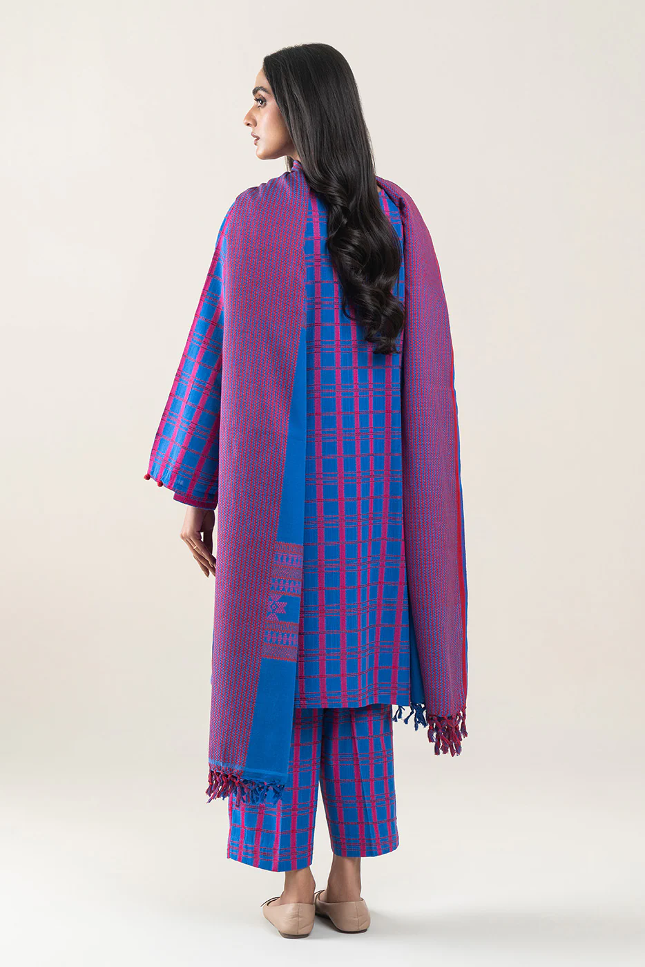 3 PIECE EMBROIDERED KHADDAR JACQUARD SUIT (PRET) - Image 3