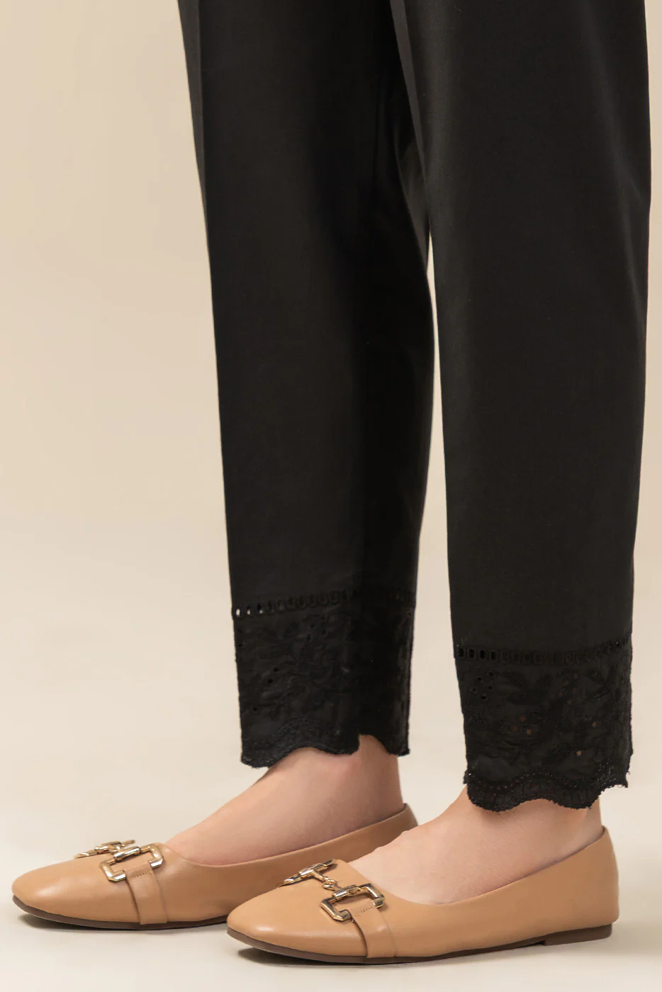 EMBROIDERED STRAIGHT PANTS - Image 2