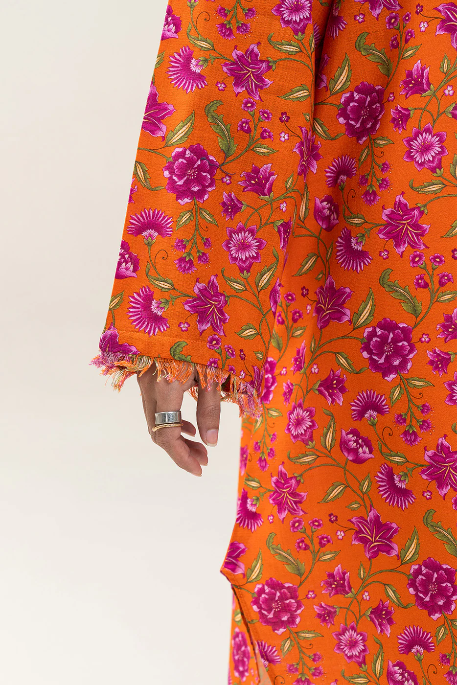 PRINTED KHADDAR SHIRT (PRET) - Image 6