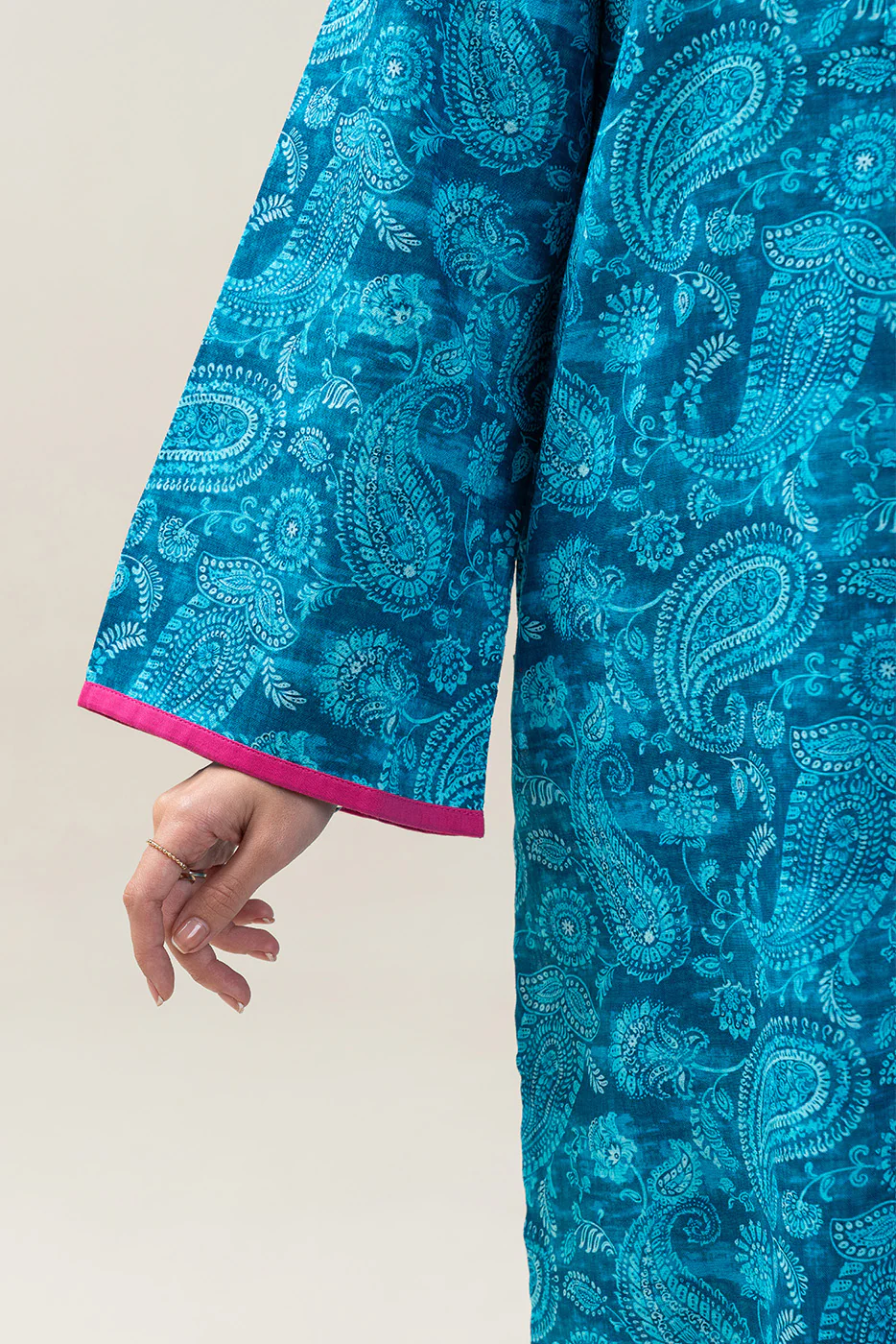 PRINTED KHADDAR SHIRT (PRET) - Image 6