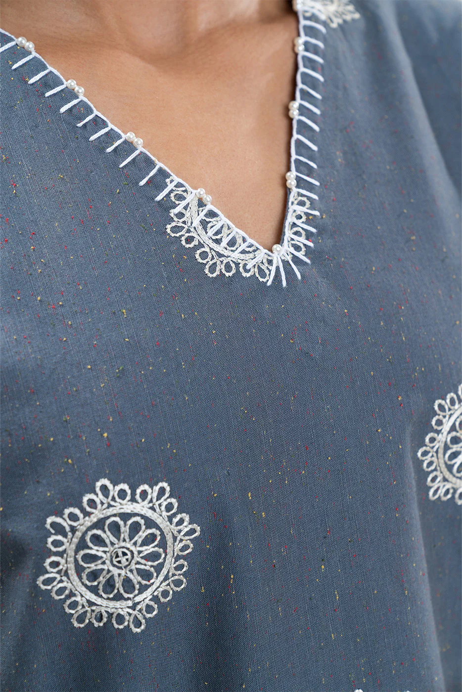 EMBROIDERED MULTI NEPS TOP (PRET) - Image 5