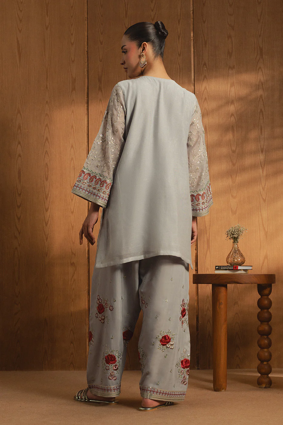 2 PIECE EMBROIDERED COTTON NET SUIT (LUXURY PRET) - Image 8