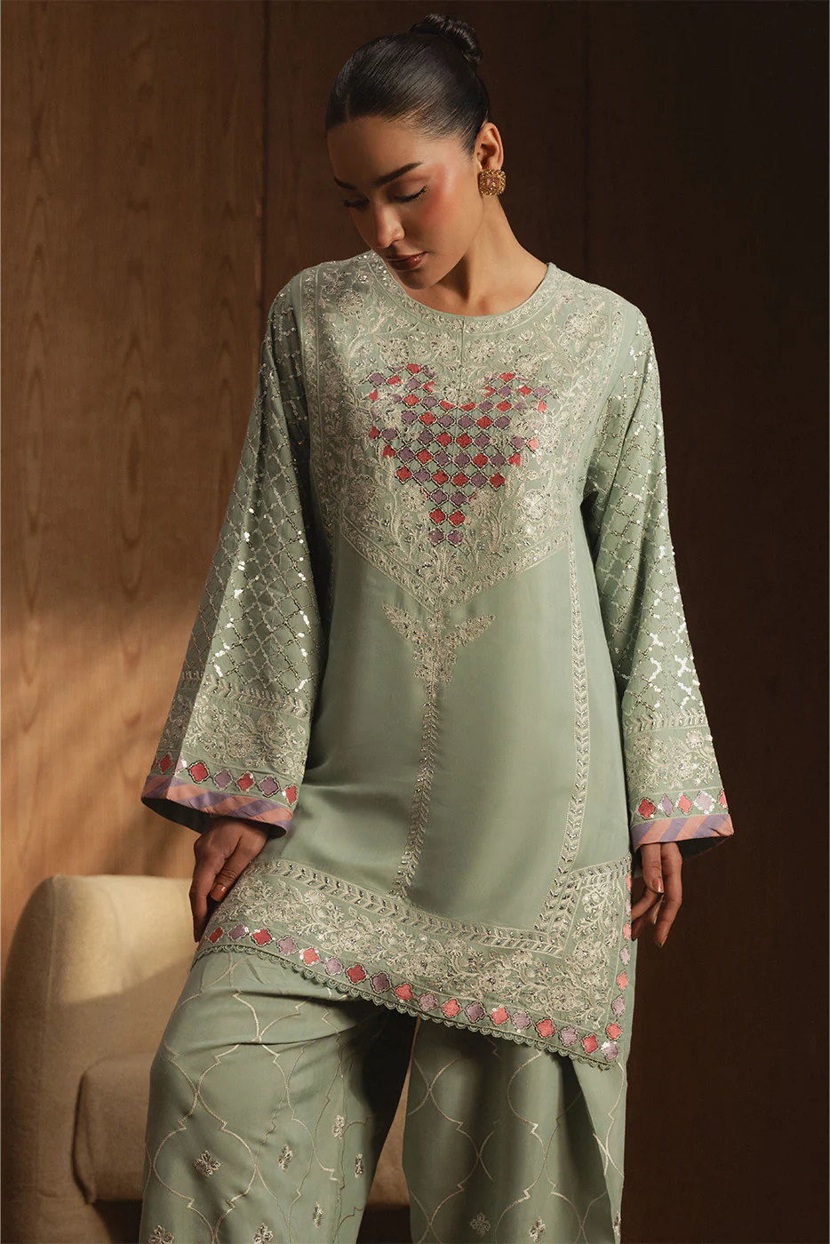 2 PIECE EMBROIDERED RAW SILK SUIT (LUXURY PRET) - Image 4