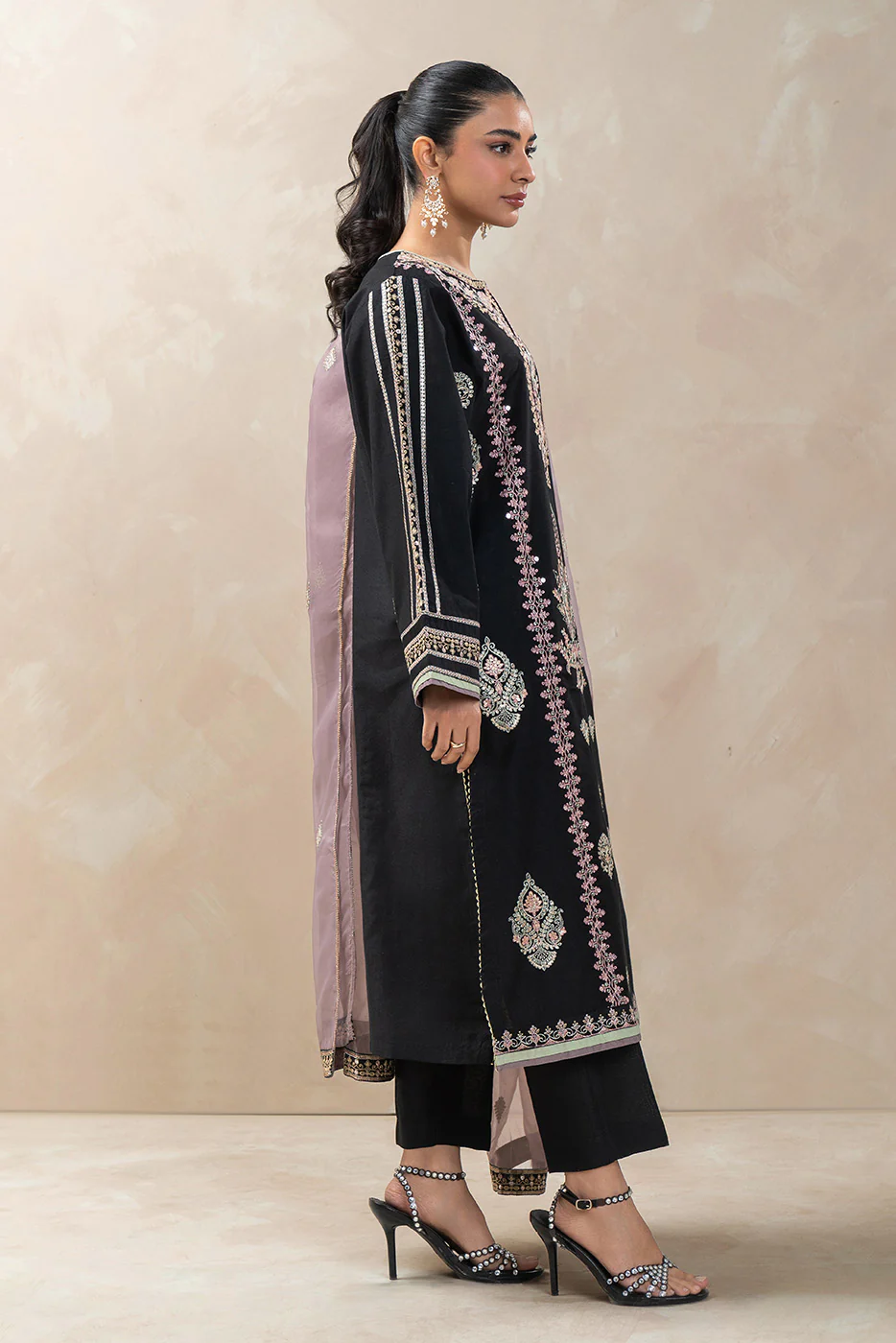 3 PIECE EMBROIDERED TWO TONE SUIT (LUXURY-PRET) - Image 4