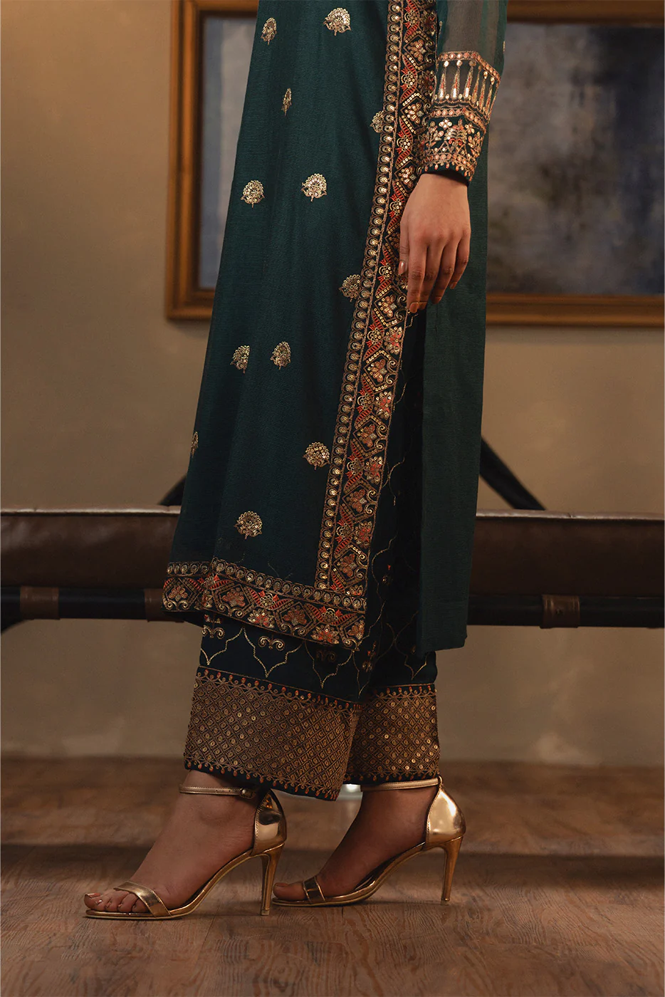 2 PIECE EMBROIDERED COTTON NET SUIT (LUXURY PRET) - Image 4