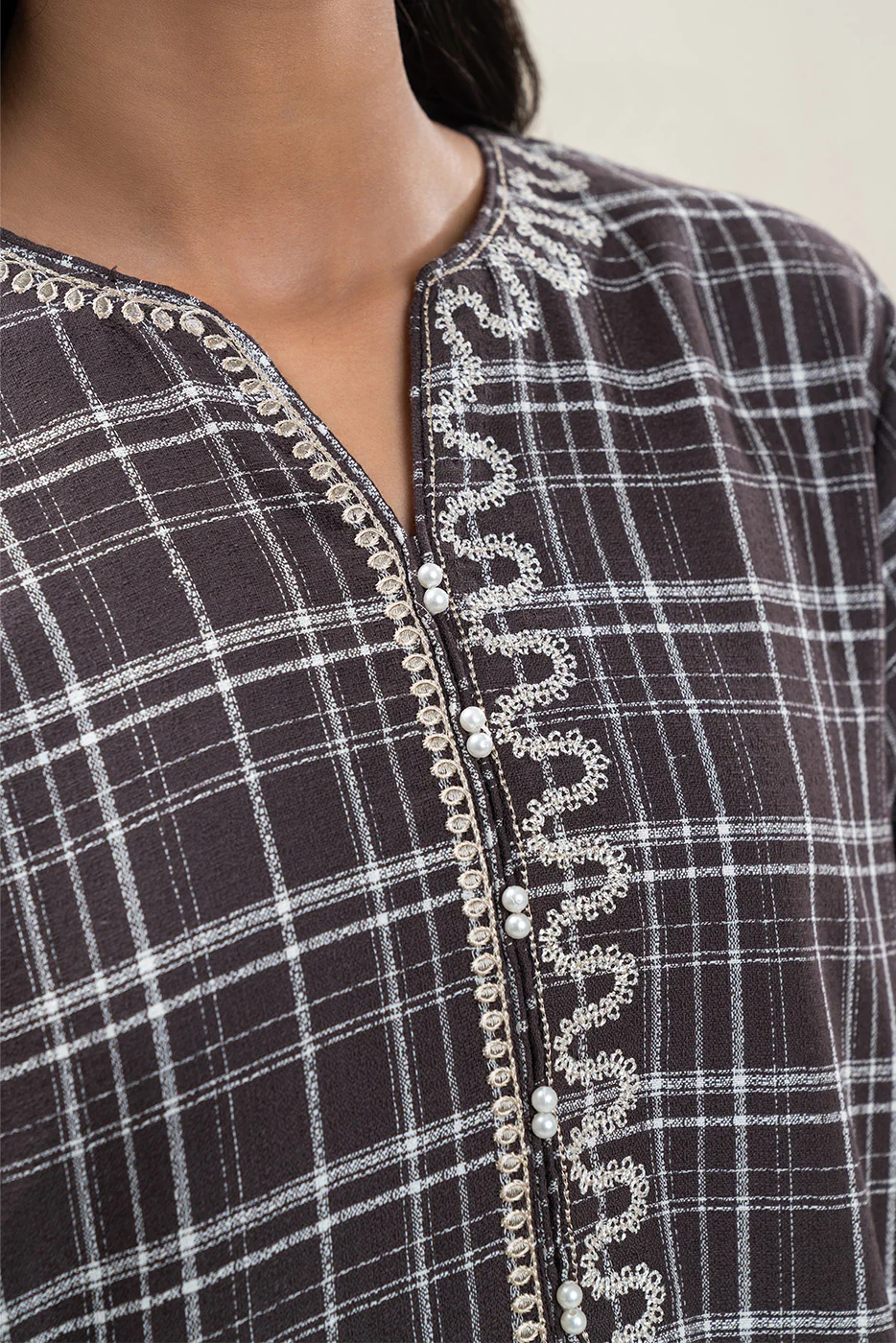 EMBROIDERED DOBBY SHIRT (PRET) - Image 5